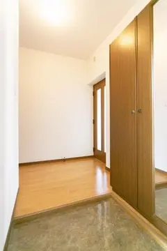 カームヒルズ板付 402号室