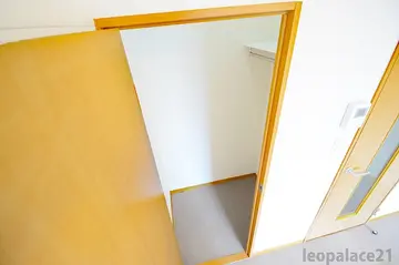 レオパレス郡元Ⅱ 402号室