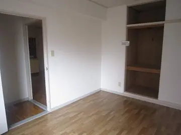 山下ハイツ 203号室