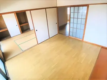 山下ハイツ 203号室