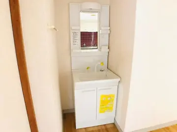 山下ハイツ 203号室