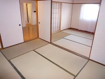 山下ハイツ 302号室