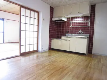 山下ハイツ 302号室