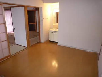 山下ハイツ 302号室