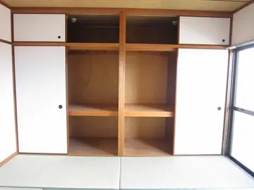 山下ハイツ 302号室