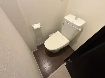 コンチェルト下荒田 501号室