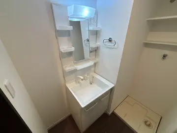 コンチェルト下荒田 501号室