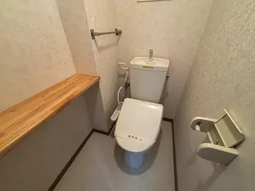 コンヴェニーレ エス 202号室