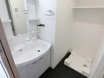 CLARE GRACE鴨池 203号室