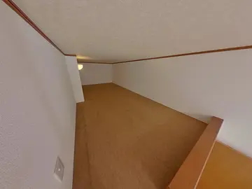 ウイングス1番館 102号室