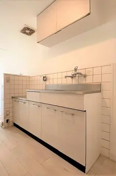 アビターレ新屋敷 103号室