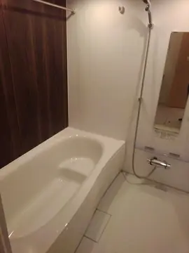 トー・アルブル B 202号室