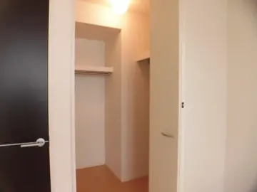 グラシュー 102号室