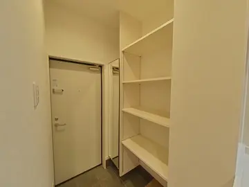 ラ・ポルテ光の森北Ⅵ 102号室