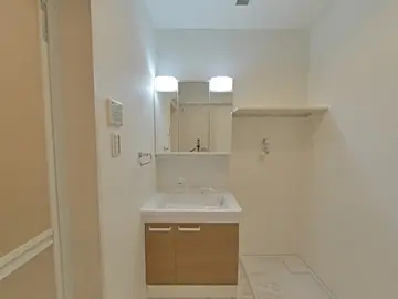 ラ・ポルテ光の森北Ⅵ 103号室