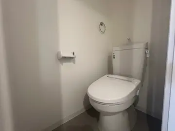 メルシー郡元 206号室