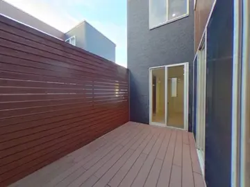 パストガーデンみずき台E 2号室