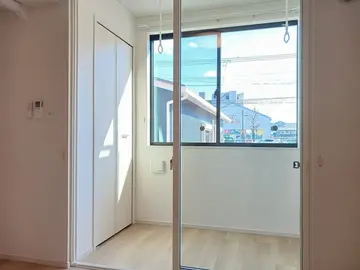 グラース・メゾン 102号室