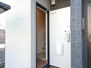 グラース・メゾン 201号室