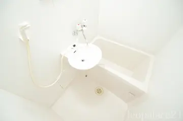 レオパレスアリエス 203号室