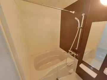 ラ・ポルテ光の森北Ⅴ 102号室