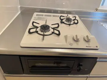 フューチャースカイ須屋 203号室