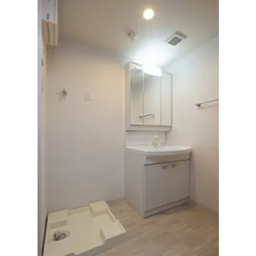 AーMENT385 101号室号室