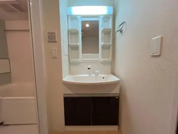 侑信輪Ⅱ 205号室