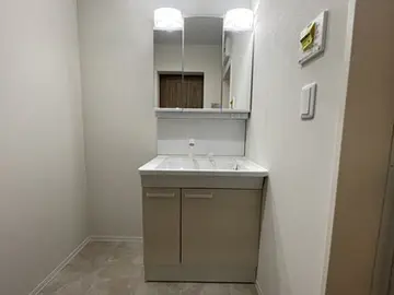 ラ・ポルテ合志南 201号室