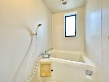 カサスフロール 南館 202号室