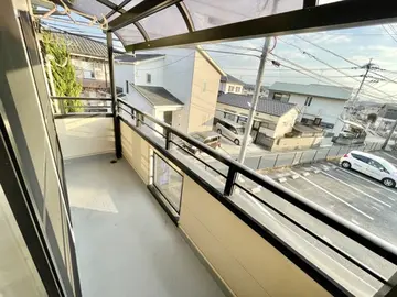 カサスフロール 南館 202号室