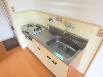 コーポサザン 203号室