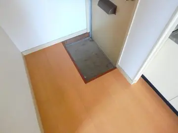 コーポサザン 203号室