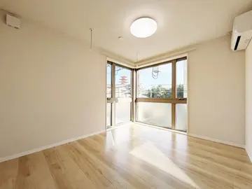 シャーメゾン アンビエラ トウジン A0201号室