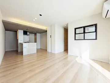 シャーメゾン アンビエラ トウジン A0201号室