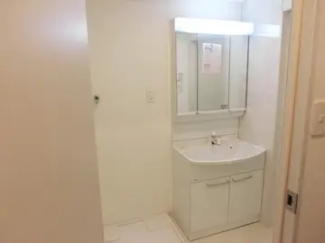 ブランジュ坪井 203号室