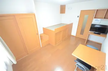 レオパレス野口 203号室