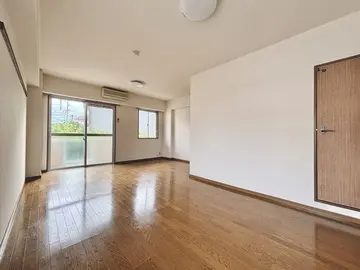 アローハイム庄口公園 201号室