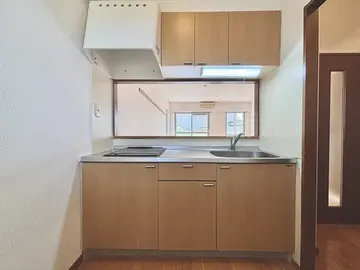 アローハイム庄口公園 201号室