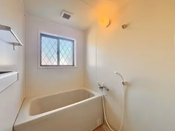 カーサ帯山B棟 201号室