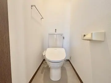 カーサ帯山B棟 201号室