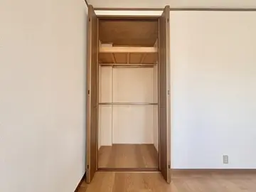 カーサ帯山B棟 201号室