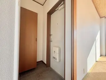 カーサ帯山B棟 201号室