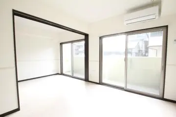 アルテミス帯山 102号室