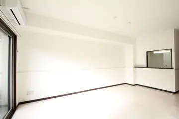 アルテミス帯山 102号室