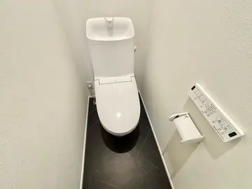 Major大津 203号室