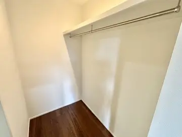 Major大津 203号室