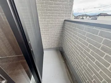 Major大津 203号室