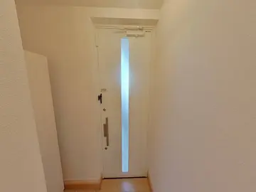 ヨーロピアンシャレー清水万石 弐番館 102号室