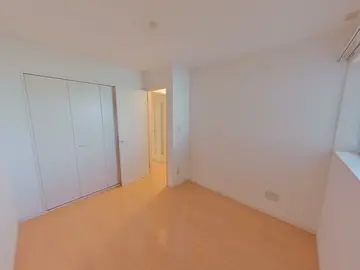 ヨーロピアンシャレー清水万石 弐番館 102号室